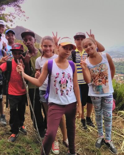 27500682_2003178703032605_6581484358543366663_o